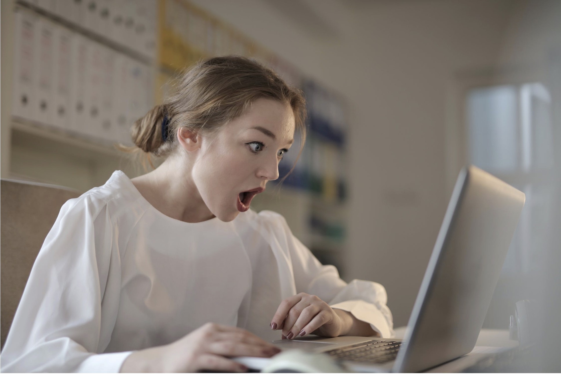 Emma: "Onze oude buurman bleek mijn echte vader te zijn"