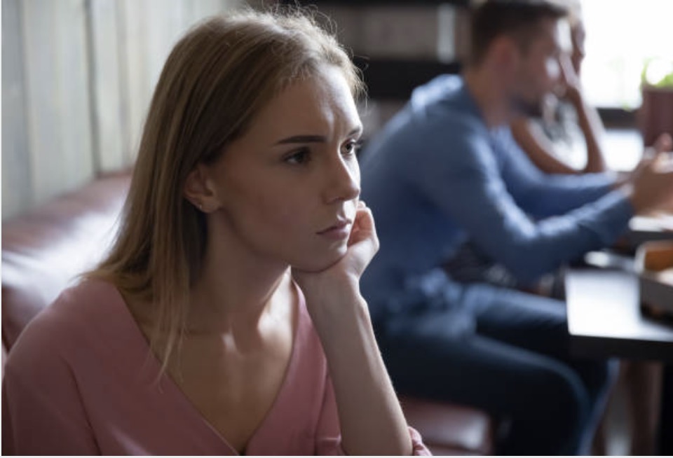 Emma: "Onze oude buurman bleek mijn echte vader te zijn"