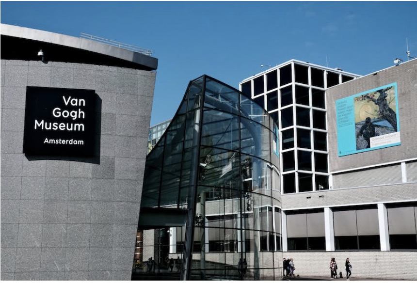 Van Gogh Museum stopt per direct met uitgifte Pokémonkaart