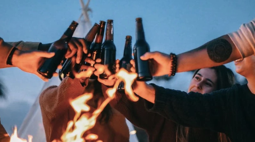 Onderzoek: Vanaf deze leeftijd is een biertje gezond