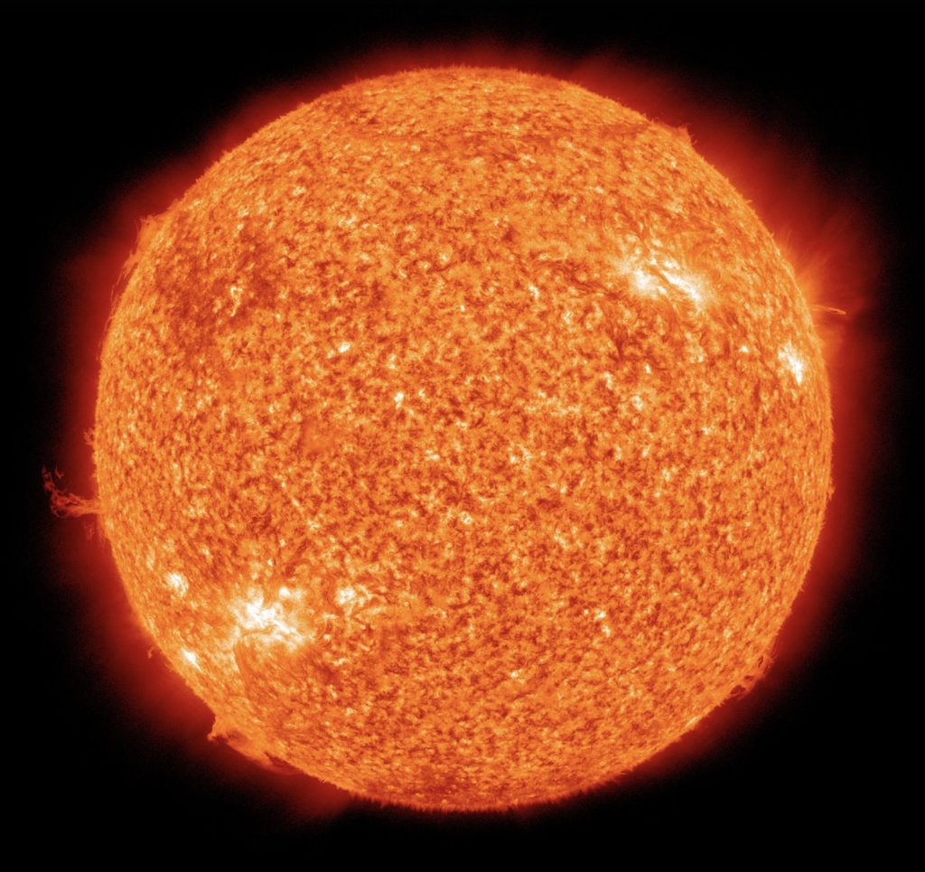 Wetenschappers waarschuwen: Dit is wanneer de zon dooft en aarde vergaat