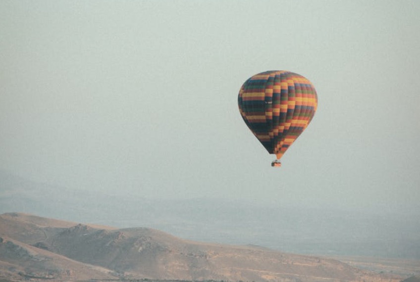 Huwelijksaanzoek in luchtballon gaat totaal mis: "Ergste dag van mijn leven!"