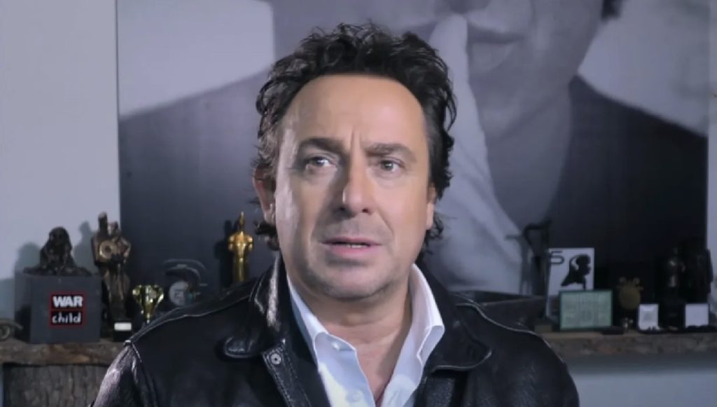 Genadeklap voor Marco Borsato: "Nu ook financieel aan de rand van de afgrond!"