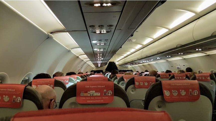 Stewardess onthult hoe je gratis naar eerste klas kunt upgraden
