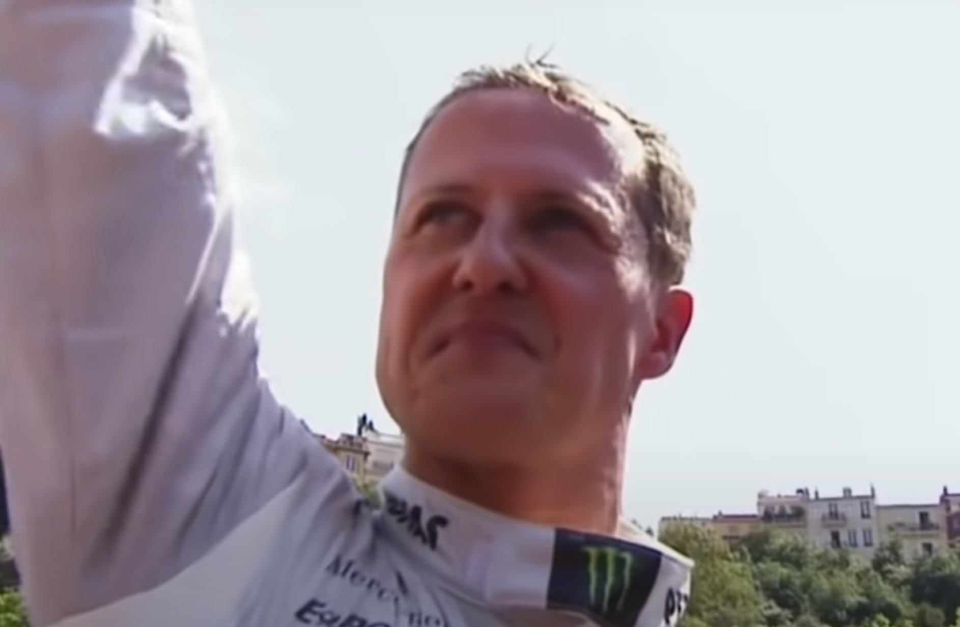 Michael Schumacher weer in auto: "Wonderen bestaan!"