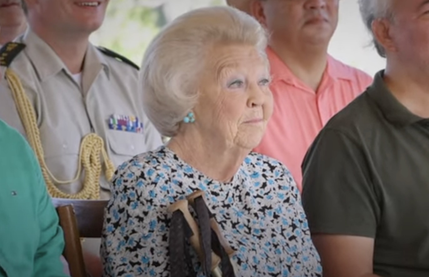 Oud-beveiliger Beatrix doet boekje open: "Kon haar wel iets aandoen!"