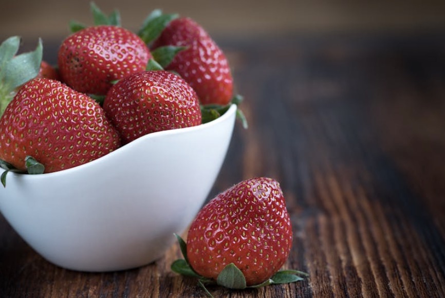 Met dit trucje blijven jouw aardbeien langer vers in koelkast