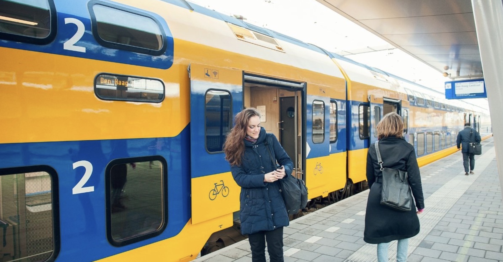 Vrouw bakt kip in NS-Trein: "Staat nergens dat het niet mag!"