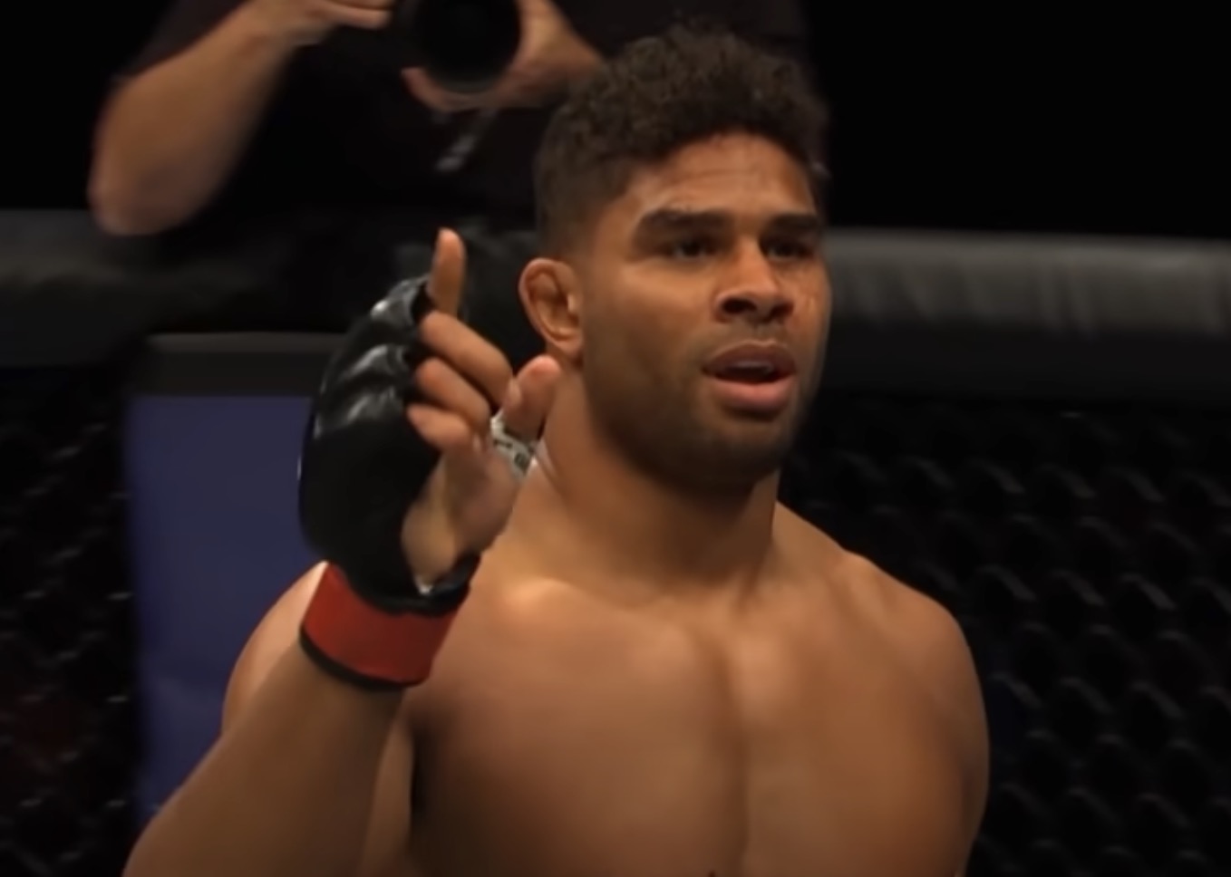 Alistair Overeem weigert dochter als man te erkennen: "Weg met deze woke nonsense!"