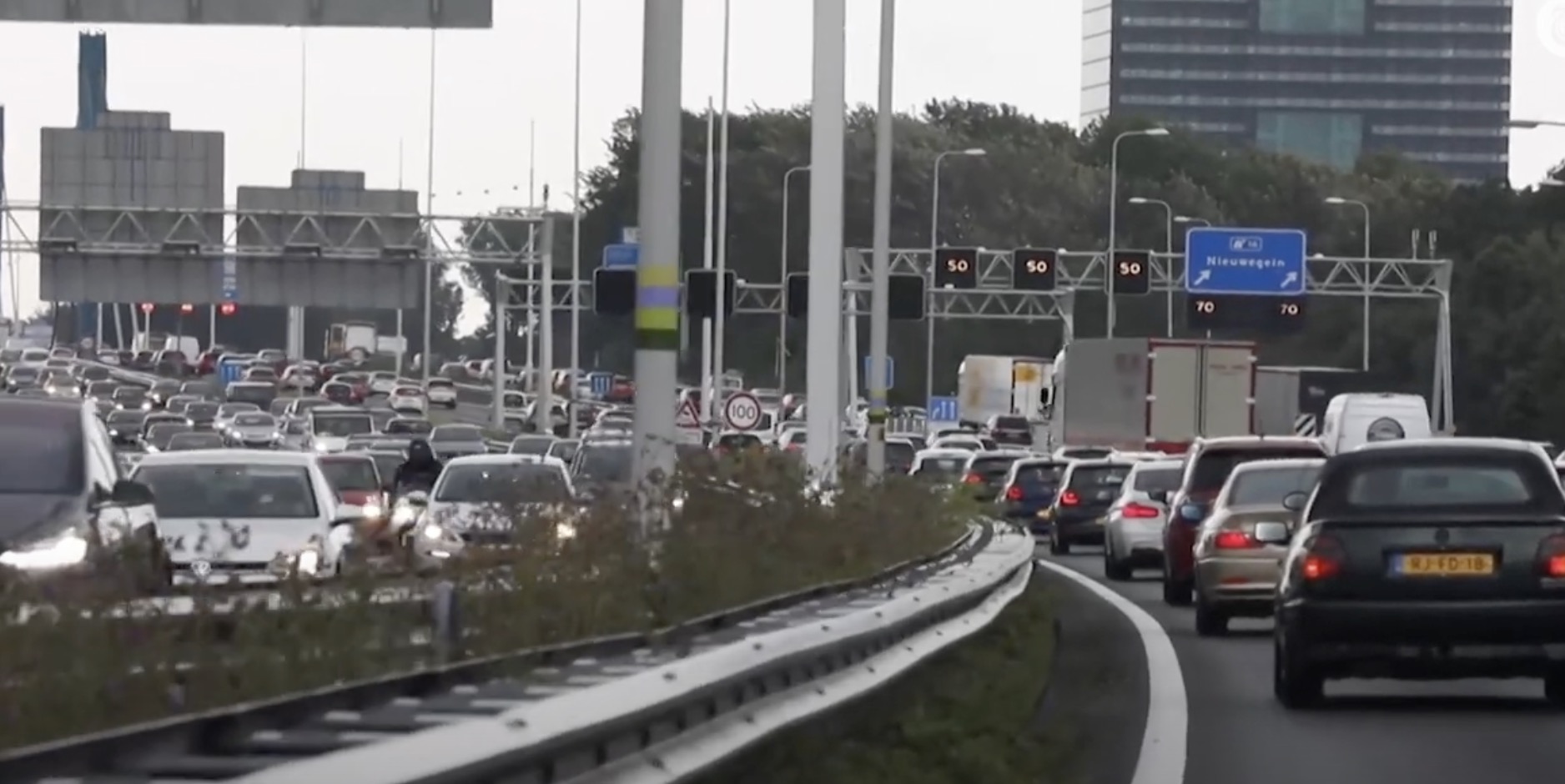 Op deze snelweg in Nederland moet je binnenkort tol gaan betalen