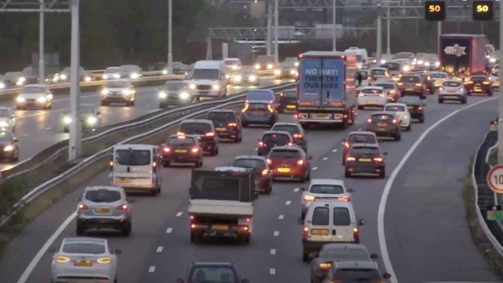 Op deze snelweg in Nederland moet je binnenkort tol gaan betalen