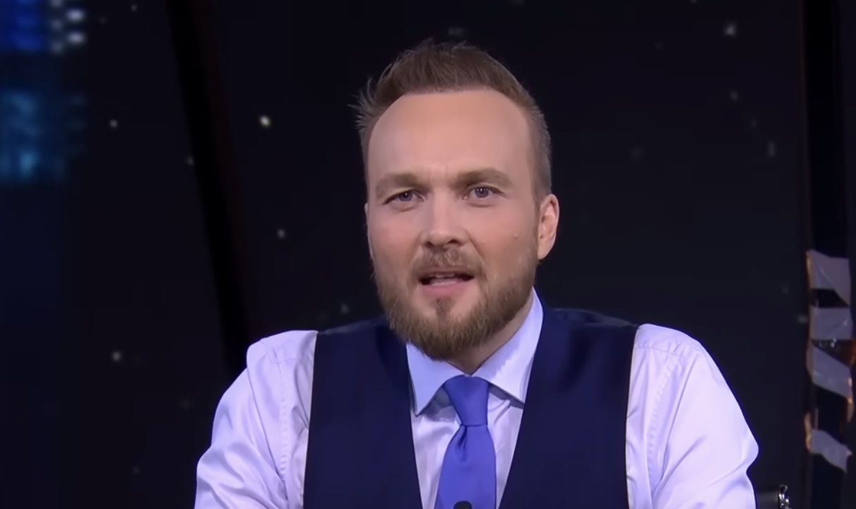 Ongekend salaris voor Arjen Lubach bij RTL: Verdiensten bereiken miljoenen!