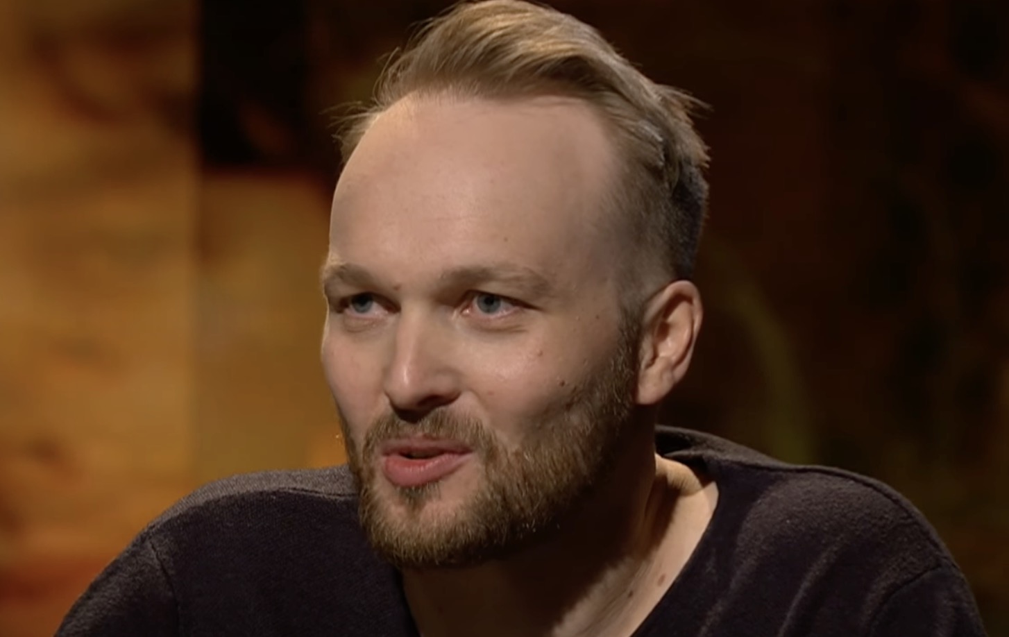 Ongekend salaris voor Arjen Lubach bij RTL: Verdiensten bereiken miljoenen!